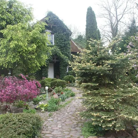 Dorf Stille - Huetten In Den Gaerten Magra -meer