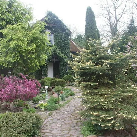 Dorf Stille - Huetten In Den Gaerten Magra -meer